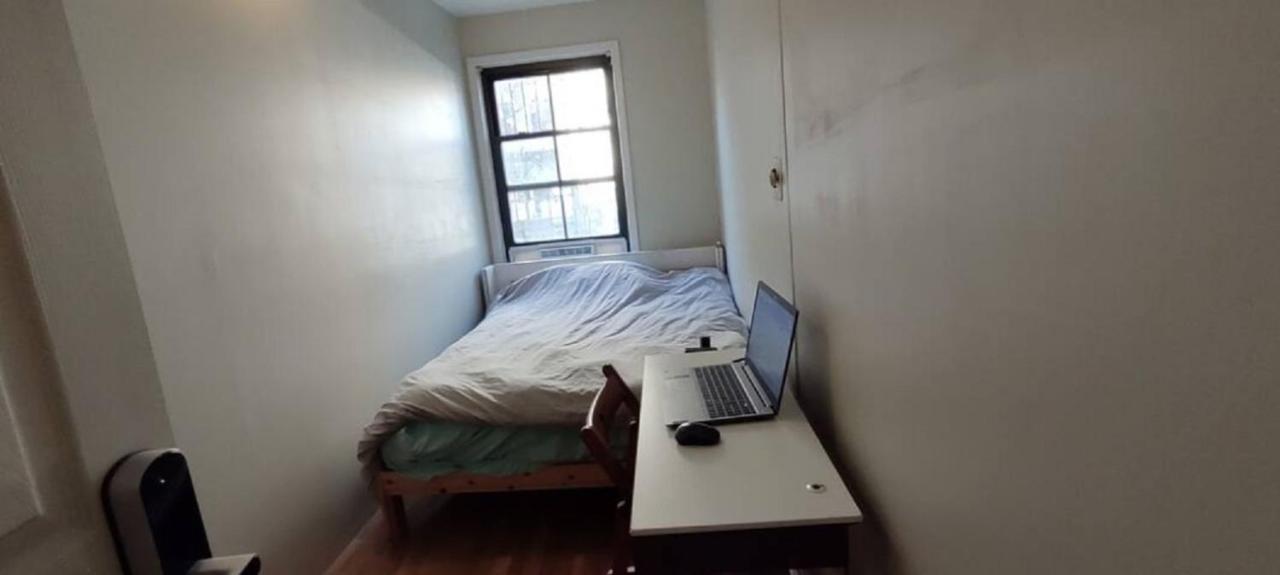 Central & Affordable Williamsburg Small Room New York Kültér fotó